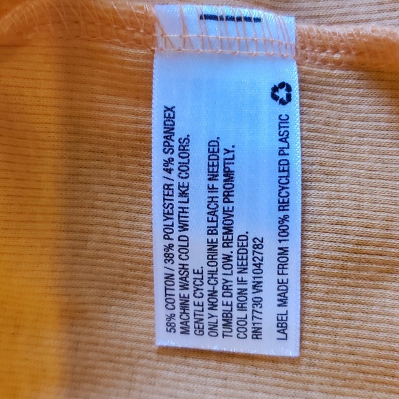 $5 IF YOU PURCHASE 5 OR MORE - WILD FABLE orange tank - Picture 5 of 6